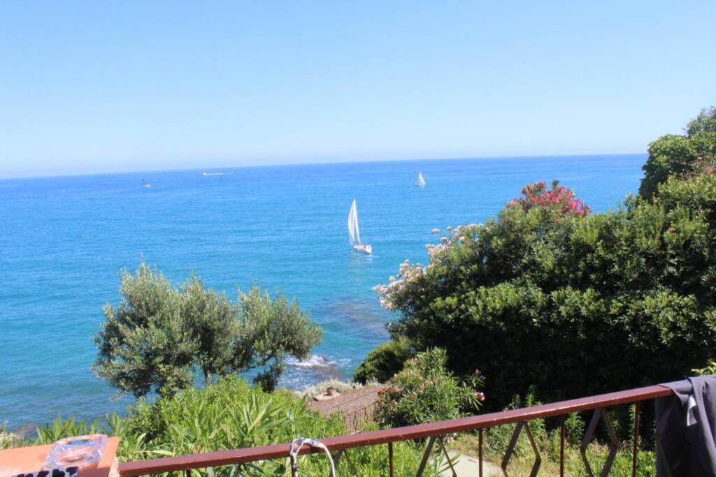 Conca Verde Appartamento Sul Mare Marina dʼMarina dʼAndora 외부 사진